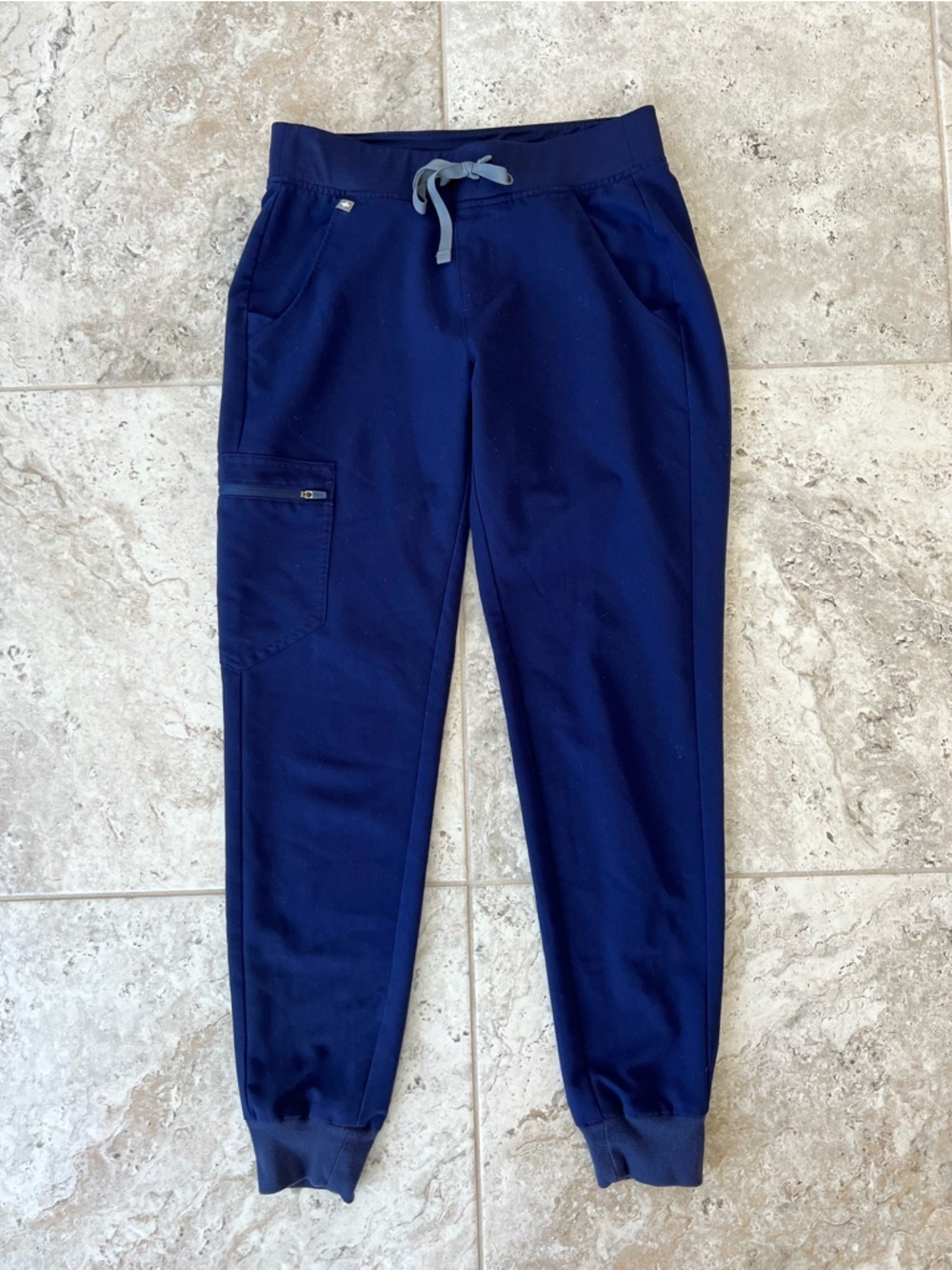 FIGS Women's Zamora Jogger Scrub Pants in Navy Blue, size XS